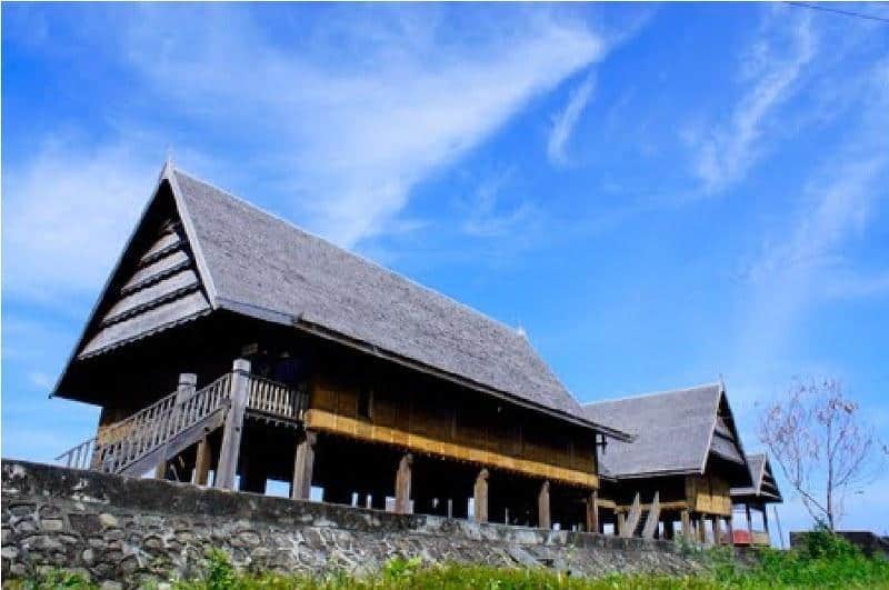 Tapang, 1. Gambaran Tentang Rumah Adat Boyang, Jenis-Jenis Rumah Boyang, Bagian-Bagian Rumah Boyang, 2. Gambaran Tentang Rumah Adat Banoa Sibatang
