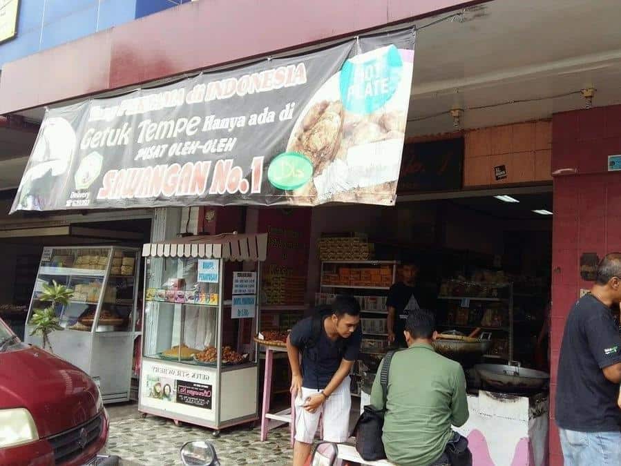 Toko Sawangan No.1, 1. Toko Sawangan No.1, 2. Toko Oleh-Oleh Mirasa, 3. Getuk Goreng Asli Haji Tohirin, 4. Tetap Asli Ny. Sutrisno, 5. Aneka Sari Toko, 6. Toko Oleh-Oleh Eco21, 7. Mac Mohan Textile, 8. Serayu Stone Purwokerto, 9. Toko Oleh-Oleh Kedung Jati, 10. Jenang Jaket Pertama