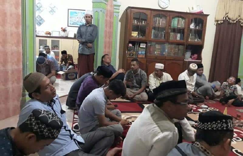 Upacara Samadiyah, 1. Upacara Peusijuek, 2. Upacara Tulak Bala (Tolak Bala), 3. Upacara Troen U Laoet, 4. Upacara Meugang, 5. Upacara Peutron Aneuk, 6. Upacara Samadiyah, 7. Upacara Ba Ranub Kong Haba, 8. Upacara Troen U Balang, 9. Upacara Idang dan Peuneuwoe, 10. Upacara Jak ba Tanda