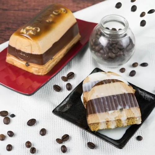 pudding coffee raisin_, 1. Danish Coklat Belepotan, 2. Lapis Legit, 3. Lemon Cake, 4. Nastar Jambu, 5. Brownies Keju Kering, 6. Roti Bakso Sapi, 7. Donut Nut John, 8. Toast Slice, 9. Roti Lady Finger Beef, 10. Roti Abon Sapi Pedas, 11. Japanese Cheesecake, 12. Soes Marmer, 13. Pudding Coffee Raisin, 14. Lemper Ayam, 15. Muffin