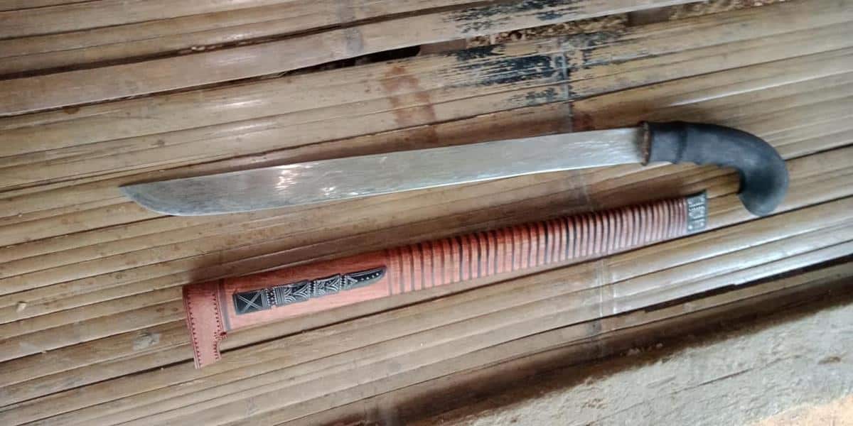 Golok Sulangkar, 1. Bedog, 2. Golok Ciomas, 3. Congkrang, 4. Golok Sulangkar, 5. Parang