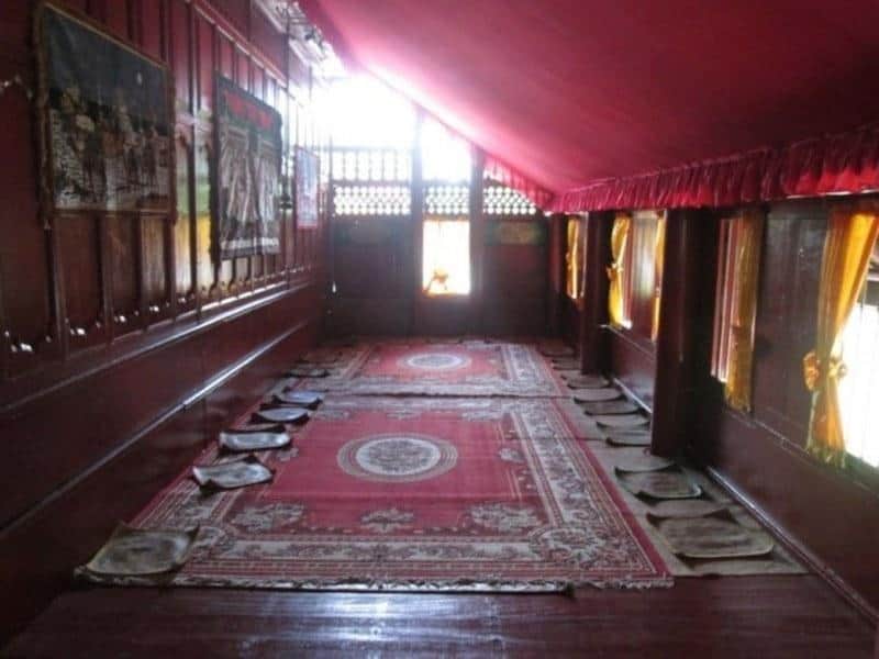 Ruangan Depan 