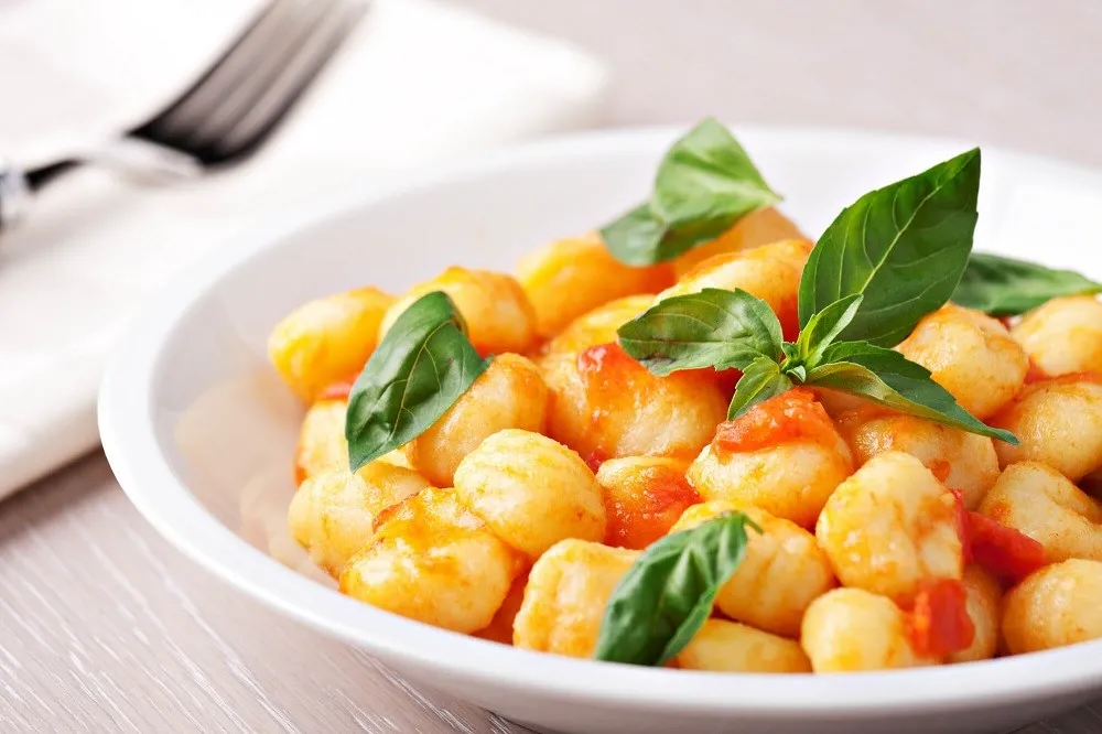 Gnocchi, 1. Bouillabaisse, 2. Tomates la Monegasque, 3. Socca, 4. Stocafi, 5. Gnocchi, 6. Barbajuan, 7. Pissaladiere, 8. Pan Bagnat, 9. Galapian, 10. Porchetta