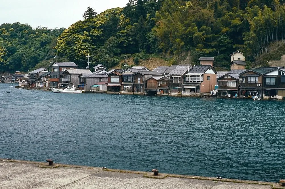 Ine, 1. Tsurui, 2. Shirakawa-go, 3. Chizu, 5. Oshika, 6. Nagiso, 8. Totsukawa, 9. Otama, 10. Higashishirakawa