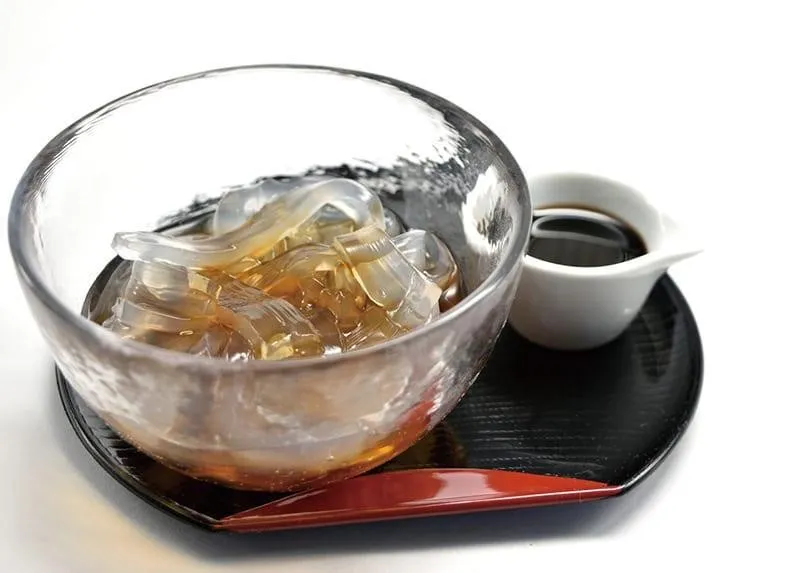 Kuzukiri, 1. Yatsuhashi, 2. Yudofu, 3. Uji Matcha, 4. Kuzukiri, 5. Tsukemono, 6. Nishin Soba, 7. Shojin Ryori, 8. Kyozushi, 10. Kaiseki