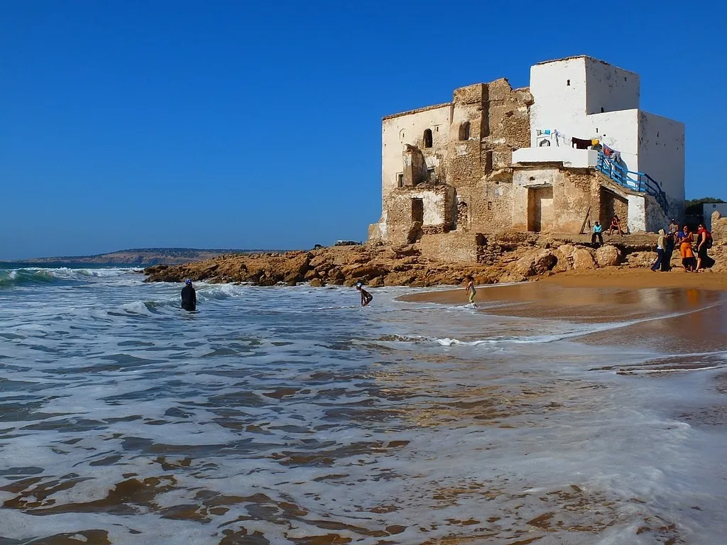 Pantai Sidi Kaouki, 1. Pantai Legzira, 2. Pantai Agadir, 3. Pantai Oualidia, 4. Pantai Paradise Kaf Lahmam, 5. Pantai Essaouira, 6. Pantai Sidi Kaouki, 7. Pantai Dragon, 8. Pantai Dalia, 9. Pantai Imsouane, 10. Pantai Monica
