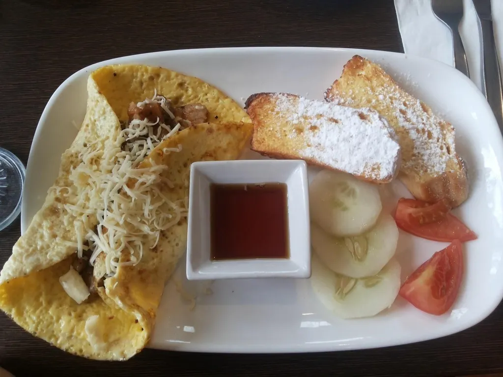 Promos Pembelian Gratis 1, 1. Beetato Omelet dan French Toast, 2. Egg Bruschetta, 3. Waffle Sandwich, 4. Omelet Rice Platter, 5. Mushroom Omelet Platter, 6. Egg Platter