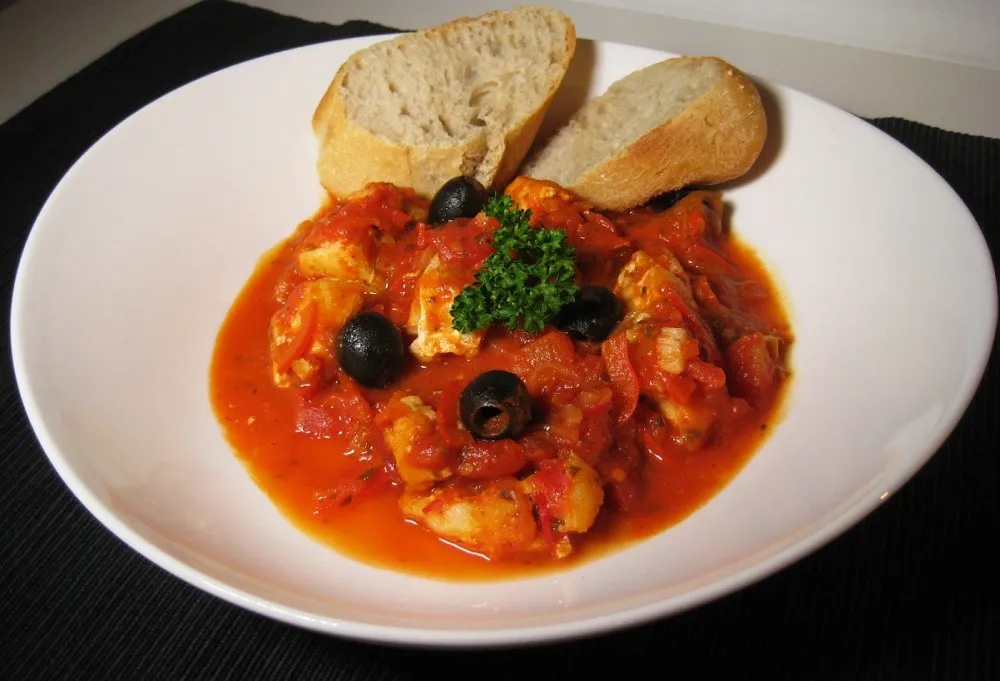 Stocafi, 1. Bouillabaisse, 2. Tomates la Monegasque, 3. Socca, 4. Stocafi, 5. Gnocchi, 6. Barbajuan, 7. Pissaladiere, 8. Pan Bagnat, 9. Galapian, 10. Porchetta