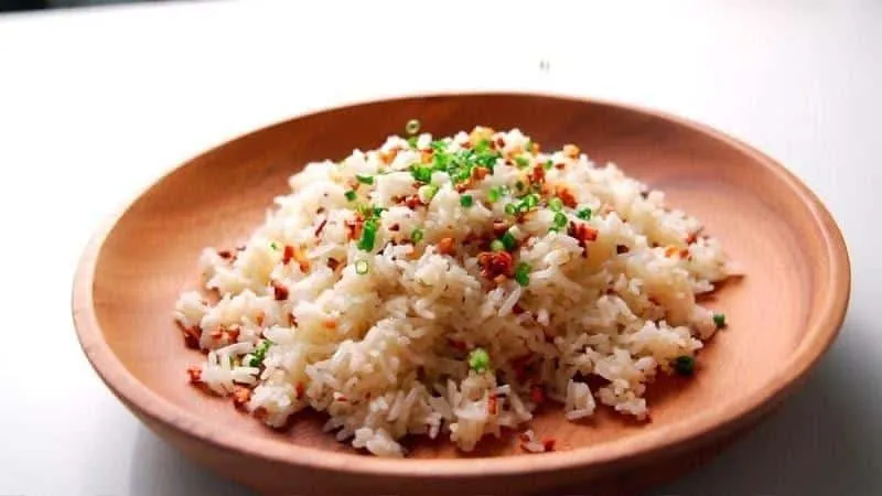 Sinangag, Filipina_, 1. Khao Phat, Thailand , 2. Yangzhou, Cina , 3. Omurice, Jepang , 4. Kimchi Bokkeumbap, Korea Selatan , 5. Chanhan, Jepang , 6. Cơm Chiên, Vietnam , 7. Khao Op Sapparot, Thailand , 8. Paloo, Kirgistan , 9. Fodnicha Bhaat, India , 10. Sinangag, Filipina , 11. Htamin Gyaw, Burma