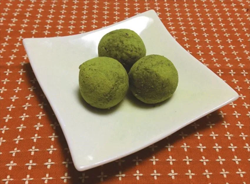 Uji Matcha, 1. Yatsuhashi, 2. Yudofu, 3. Uji Matcha, 4. Kuzukiri, 5. Tsukemono, 6. Nishin Soba, 7. Shojin Ryori, 8. Kyozushi, 10. Kaiseki