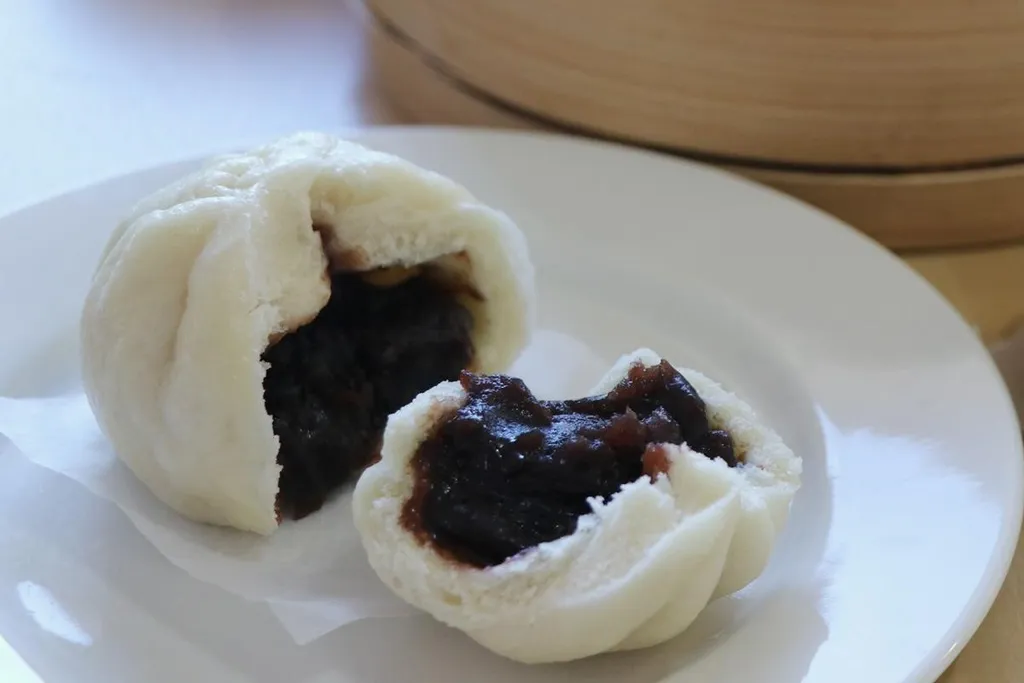 Dou Sha Bao, 1. Dou Sha Bao, 2. Ba Si Di Gua, 3. Tāngyuán, 4. Yuèbing, 5. Dou Fu Fa, 6. Lou Po Beng, 7. Lóng Xū Táng, 8. Hong Dou Tang, 9. Mantou, 10. Dàntǎ