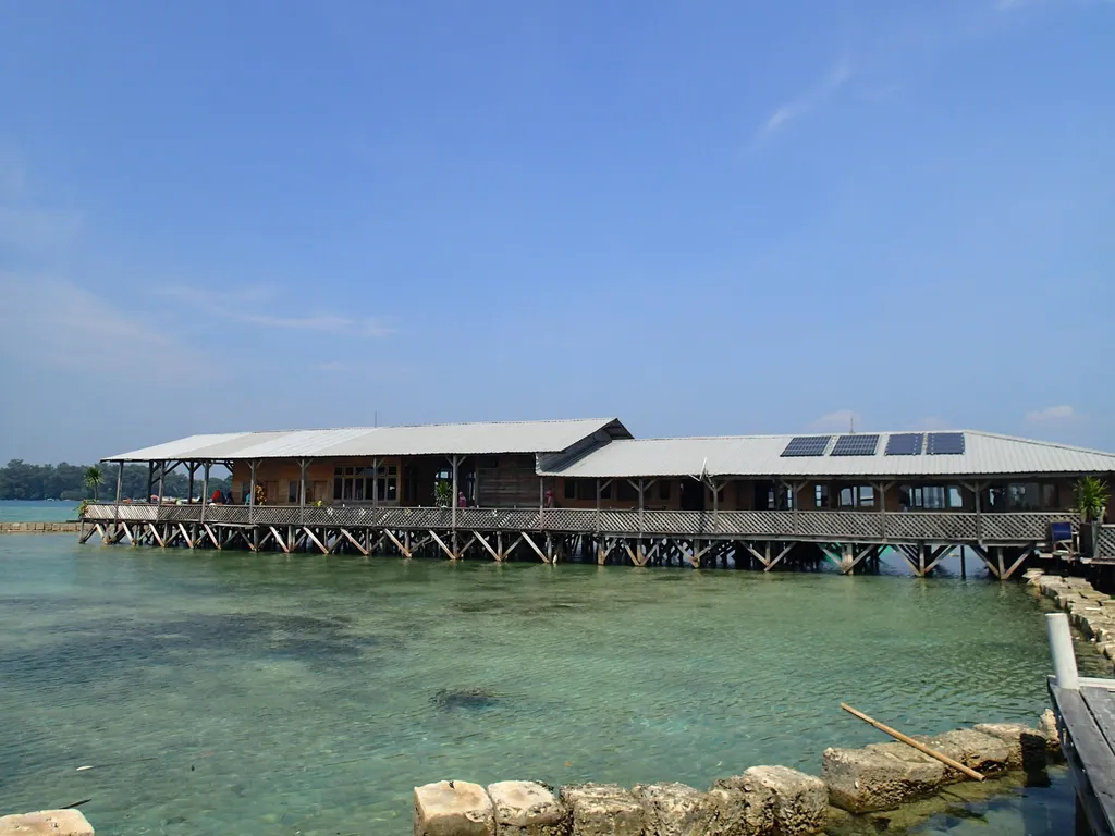 Fasilitas, Spot Menarik di Pulau Putri, Harga Tiket dan Jam Operasional, Fasilitas, Alamat dan Akses Transportasi ke Pulau Putri, Tempat Menginap di Pulau Putri