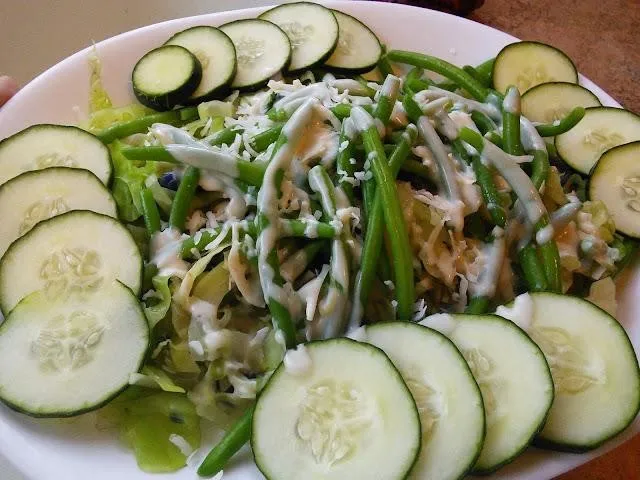 Goedangan, 2. Saoto, 3. Pitjel, 4. Telo Terie, 5. Oseng-oseng, 6. Goedangan, 7. Bakabana, 8. Sambal, 9. Moksi Alesi , 10. Roti