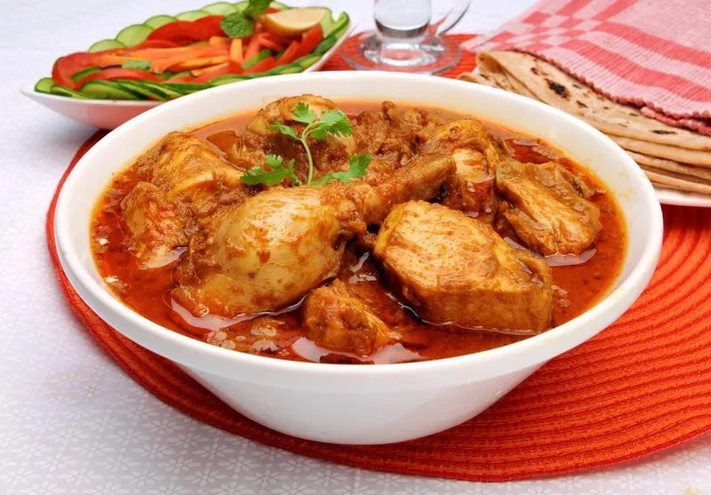 Kukul Mas Kari, 1. Kottu, 2. Fish Ambul Thiyal, 3. Parippu, 4. Polos, 5. Kadala Thel Dhala, 6. Lamprais, 7. Gotukola Sambol, 8. Kalu Pol Wattakka, 9. Kukul Mas Kari, 10. Idiyappam