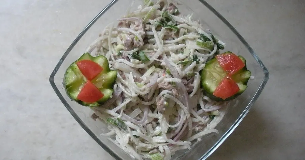 Salad Tashkent, 2. Somsa, 3. Manti, 4. Shashlik, 5. Lagman, 6. Dimlama, 7. Halva, 8. Hasib, 9. Salad Tashkent, 10. Samarkand Non, 11. Shurpa