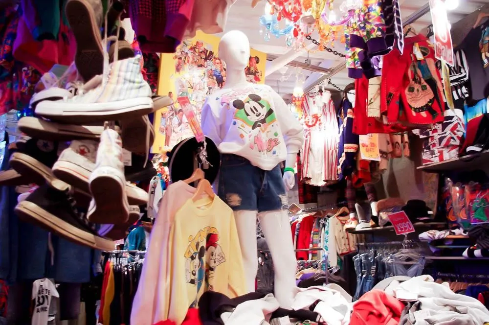 Spinns, 4. Spinns, 5. Don Quijote, 6. Honeys, 7. Lowrys Farm, 8. Shimamura, 9. BINGO Shibuya MODI Shop