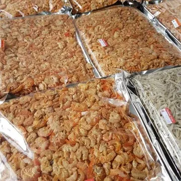 Ebi Udang Kering, 1. Kerupuk Sambal Spesial, 2. Mie Gomak, 3. Sambal Andaliman , 4. Lampong Sagu , 5. Nasi Tue , 6. Ebi Udang Kering , 7. Ikan Teri Khas Sibolga