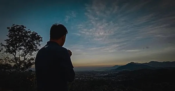 Puncak Suji, 1. Taman Buru Gunung Masigit Kareumbi, 2. Dreamland Cicalengka, 3. Bukit Teletubbies, 4. Puncak Suji, 5. Curug Cinulang, 6. Pasir Candi, 7. Desa Wisata Sehati