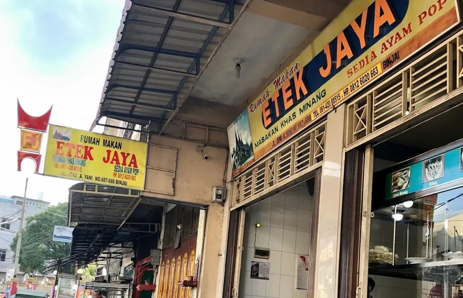 Rumah Makan Etek Jaya, 1. Rumah Makan Kebun Pondok Punokawan, 2. Pondok Surya Binjai, 3. Sari Rasa, 4. RM Madukoro, 5. Rumah Makan Etek Jaya, 6. Waroeng Kaliki, 7. Waroeng Was Was, 8. Rumah Makan Irian, 9. Aroma Seafood, 10. Nasi Lemak Awi