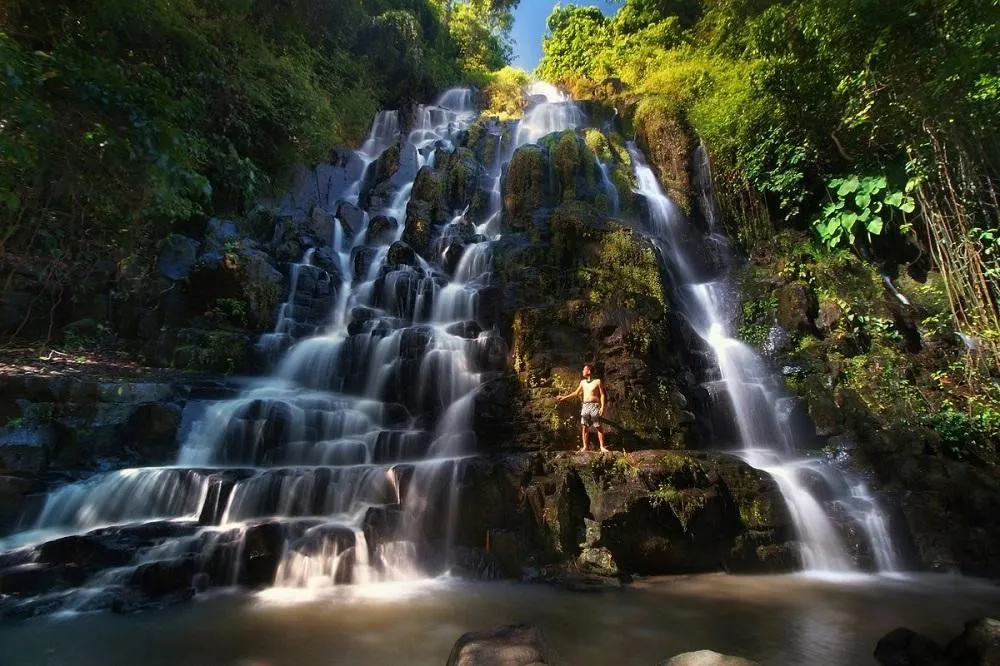 Air Terjun 7 Tingkat, 1. Air Terjun 7 Tingkat, 2. Air Terjun Gunung Nyawe, 3. Air Terjun Bidadari, 4. Air Terjun Maung, 5. Air Terjun Goa Mata, 6. Air Terjun Perigi, 7. Air Terjun Bale, 8. Air Terjun Ujan Panas