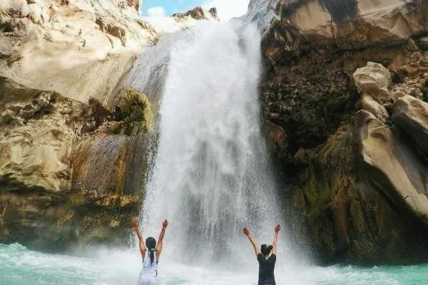 Air Terjun Mangku Sakti, 1. Air Terjun Madu, 2. Air Terjun Jeruk Manis, 3. Air Terjun Mangku Sakti, 4. Air Terjun Semporonan, 5. Air Terjun Umar Maya, 6. Air Terjun Mangku Kodek, 7. Air Terjun Kuda Sembrani, 8. Air Terjun Penimbungan, 9. Air Terjun Otak Kokok, 10. Air Terjun Dewi Selendang