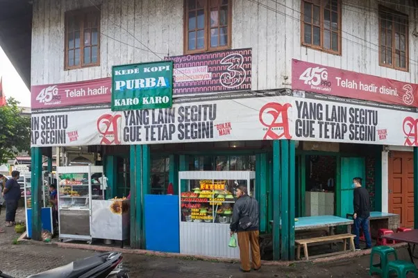 Kedai Kopi Purba, 1. Biji Hitam, 2. Jabu Café &amp; Restaurant, 3. Gundaling Farmstead, 4. Pal’s Coffee, 5. De Lila, 6. Café Raymond, 7. Kedai Kopi Purba, 8. BPK Ajimbelang 4, 9. Wajik Bahagia