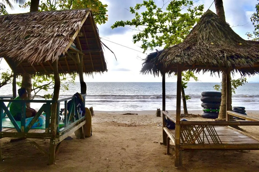 Pantai Anyer, 1. Pantai Sambolo, 2. Pantai Pasir Putih Florida, 3. Pantai Anyer, 4. Pantai Karang Bolong, 5. Pantai Cibeureum, 6. Pulau Sangiang, 7. Tugu Nol Kilometer, 8. Puncak Sidapang