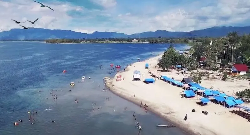 Pantai Lumban Bulbul, 1. Pantai Lumban Bulbul, 2. Pahoda, 3. Onan Balerong, 4. Desa Meat, 5. Museum TB Silalahi, 6. Makam Raja Sisingamangaraja XII, 7. Air Terjun Sampuran
