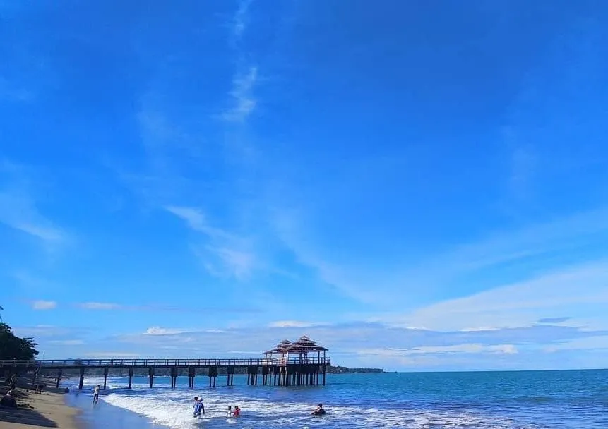 Pantai Sambolo, 1. Pantai Sambolo, 2. Pantai Pasir Putih Florida, 3. Pantai Anyer, 4. Pantai Karang Bolong, 5. Pantai Cibeureum, 6. Pulau Sangiang, 7. Tugu Nol Kilometer, 8. Puncak Sidapang