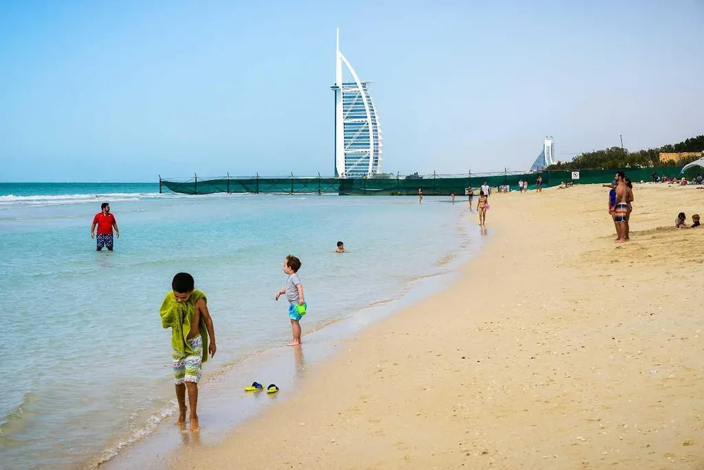 Al Sufouh Beach, 1. JBR Open Beach, 2. Al Sufouh Beach, 3. Sunset Beach, 4. Kite Beach, 5. Al Mamzar Beach Park, 6. Jumeirah Beach Park, 7. La Mer Beach, 8. Marina Beach, 9.  Al Khan Beach, Sharjah, 10. Jebel Ali Beach