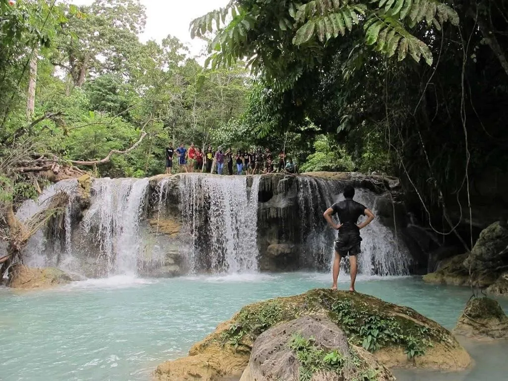 Desa Wisata Sakita, 1. Kepulauan Sombori, 2. Pulau Dua Laut, 3. Air Terjun Veranomata, 4. Gua Allo, 5. Baho Pombine, 6. Desa Wisata Sakita, 7. Cagar Alam Morowali, 8. Puncak Fafo Baho, 9. Puncak Mateantina, 10. Air Terjun Bahoumumpa