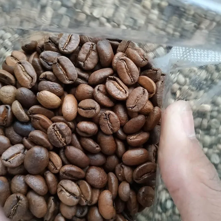 Kopi Gunung Halu, 1. Kopi Malabar, 2. Kopi Gunung Puntang, 3. Kopi Ciwidey, 4. Kopi Mekarwangi, 5. Kopi Java Cibeber, 6. Kopi Palasari, 7. Kopi Cikuray, 8. Kopi Papandayan, 9. Kopi Gunung Halu