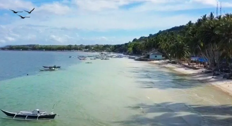 Pantai Panrang Luhu, 1. Pantai Marumasa, 2. Pantai Apparalang, 3. Pantai Tanjung Bira, 4. Pantai Bara, 5. Pantai Ujung Tiro, 6. Pantai Kaluku, 7. Pantai Mandala Ria, 8. Pantai Panrang Luhu, 9. Pantai Kasuso, 10. Pantai Samboang