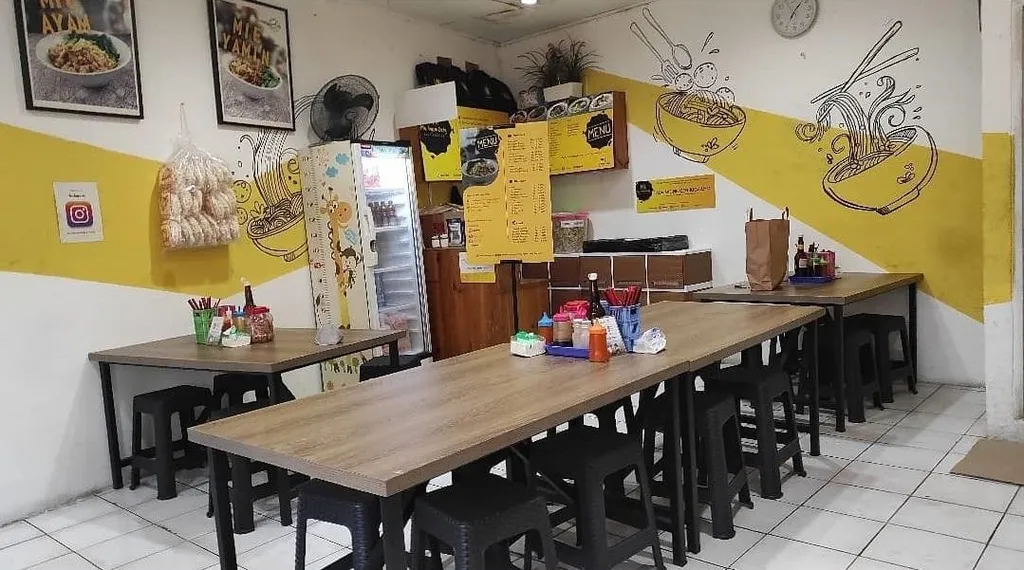 Mie Ayam Dedy, 1. Mie Kondang, 2. Mie Ayam Bakso Yunus, 3. Mie Ayam Bangka Asan, 4. Bakso So-Un &amp; Mie Ayam TTD.47, 5. Mie Ayam Senjaya, 6. Mie Ayam Ceker Bandung, 7. Mie Ayam Fatmawati, 8. Mie Ayam Sari Rasa Pak Rudi, 9. Mie Ayam Dedy