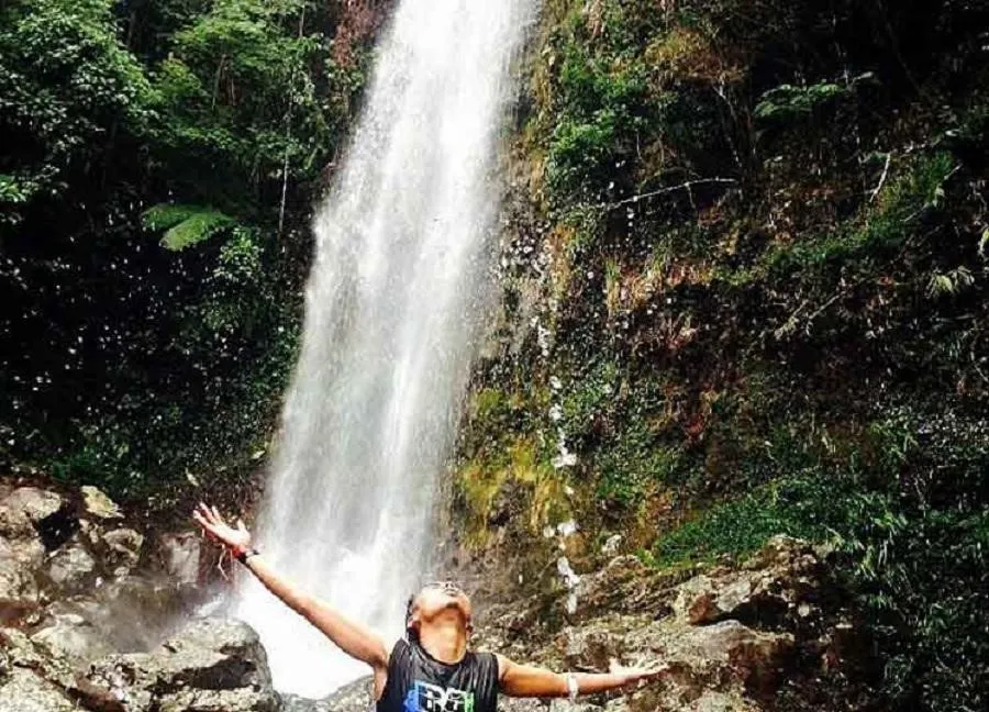 Air Terjun Alap-Alap, 1. Air Terjun Putuk Truno, 2. Air Terjun Kakek Bodo, 3. Taman Safari Indonesia 2, 4. Candi Jawi, 5. Tretes Treetop Adventure, 6. Cimory Dairyland and Resto, 7. Air Terjun Alap-Alap, 8. Gunung Arjuno Welirang