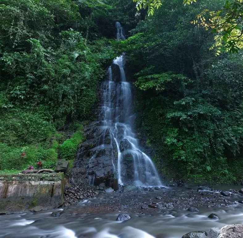 Air Terjun Lembah Loknya, 1. Danau Linting, 2. The Le Hu Garden, 3. Air Terjun Dua Warna, 4. Pulau Siba, 5. Pantai Salju, 6. Maha Vihara Maitreya, 7. Kampung Ladang Outbond, 8. Armaya Wisata Alam, 9. Pemandian Alam Tirta Sayum Sabah, 10. Air Terjun Lembah Loknya