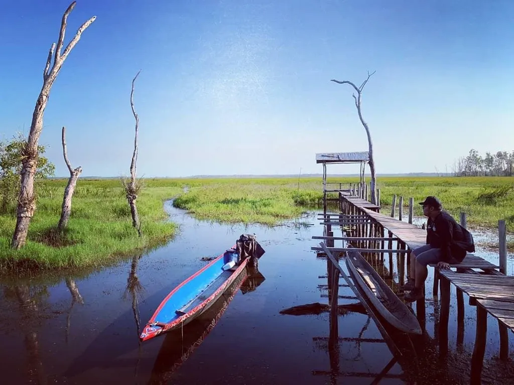 Danau Rawa Biru, 1. Monumen Kapsul Waktu, 2. Pantai Lampu Satu, 3. Taman Nasional Wasur, 4. Lotus Garden, 5. Pantai Payum, 6. Taman Satwa Yamai Atib, 7. Pulau Habe, 8. Pantai Onggya, 9. Danau Rawa Biru, 10. Wisata Alam 1000 Musamus