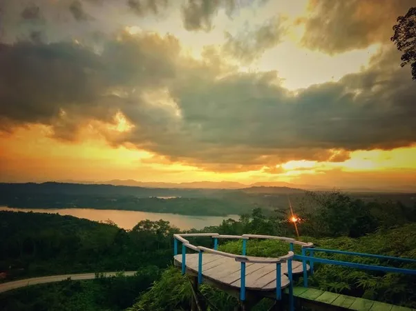 Puncak Pukatan, 1. Agro Wisata Bukit Naang, 2. Dermaga Tepian Mahligai, 3. Jembatan Waterfront City, 4. Stanum Bangkinang, 5. Puncak Pukatan, 6. Sungai Hijau, 7. Taman Bunga Eceng Gondok, 8. Sungai Gulamo, 9. Hutan Pinus Kampar, 10. Bukit Kelok Indah