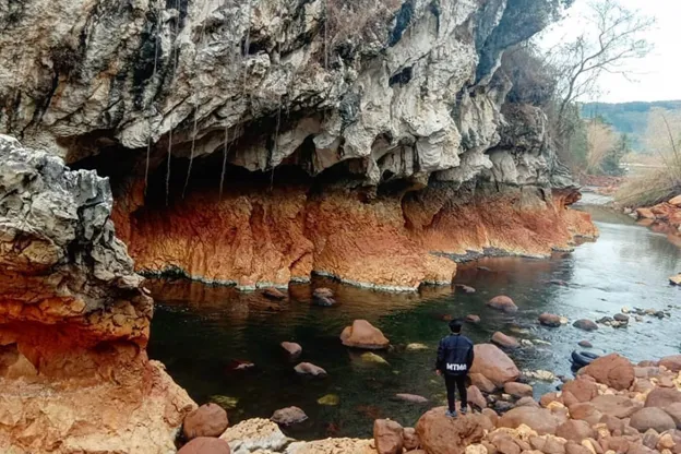 Sanghyang Kenit, 1. Sanghyang Heuleut, 2. Sanghyang Poek, 3. Sanghyang Tikoro, 4. Sanghyang Kenit, 5. Wana Mandala Cengkrong Outbound