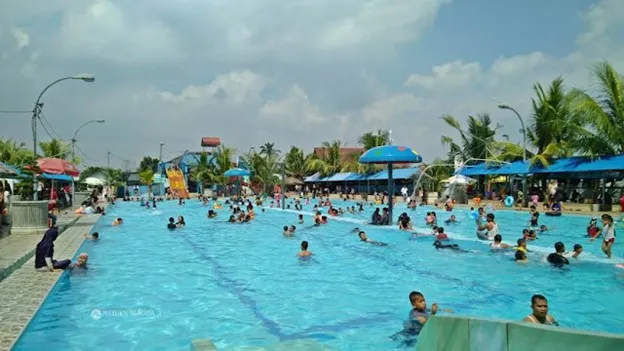 Tirta Mas Waterpark, 1. Tirta Mas Waterpark, 2. Budaya Land, 3. Taman Bunga Madirsan, 4. Waterland Tamora, 5. Wisata Punden Rejo