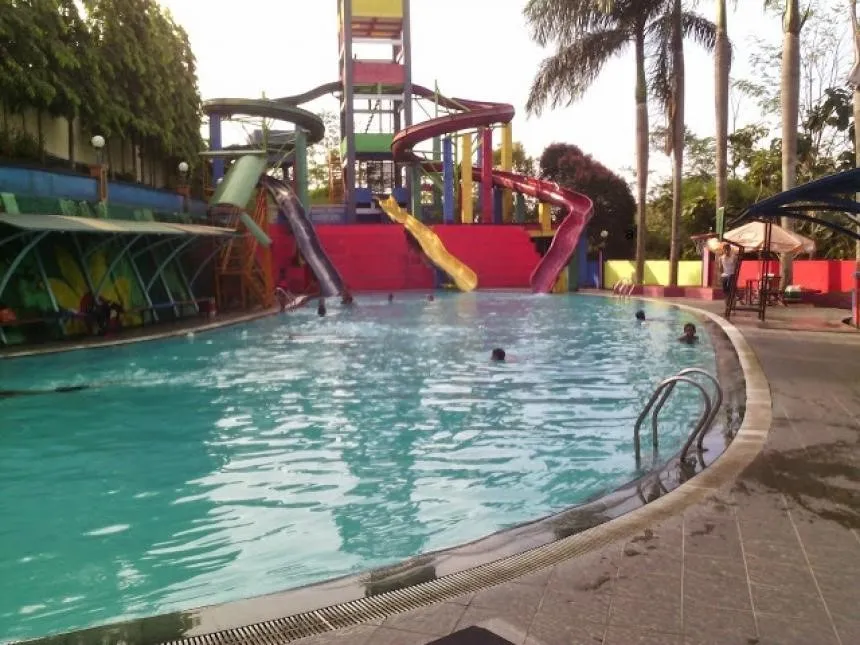 Wahana Tirta Nusantara, 1. River Walk Boja, 2. Curug Benowo, 3. Desa Wisata Sembrani, 4. Trisobo Park, 5. Wahana Tirta Nusantara, 6. Santosa Stable