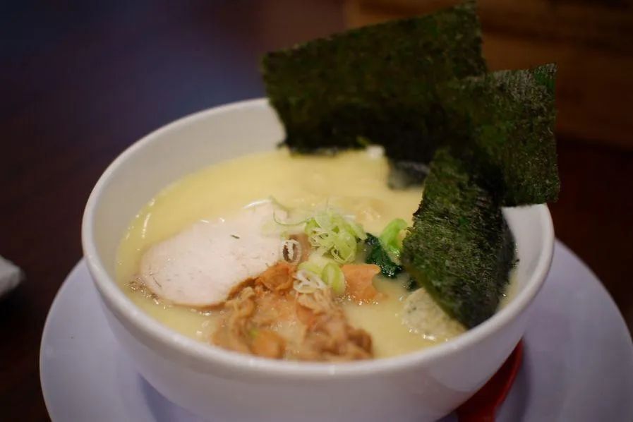 Toripaitan Ramen Shio, 1. Toripaitan Ramen Ekstrim, 2. Toripaitan Ramen Shoyu, 3. Tan-Tan Men, 4. Spicy Ramen, 5. Toripaitan Ramen Miso, 6. Toripaitan Ramen Shio, 7. Tokyo Ramen, 8. Hokkaido Ramen, 9. Tsukemen, 1. Chicken Katsu, 2. Gyoza