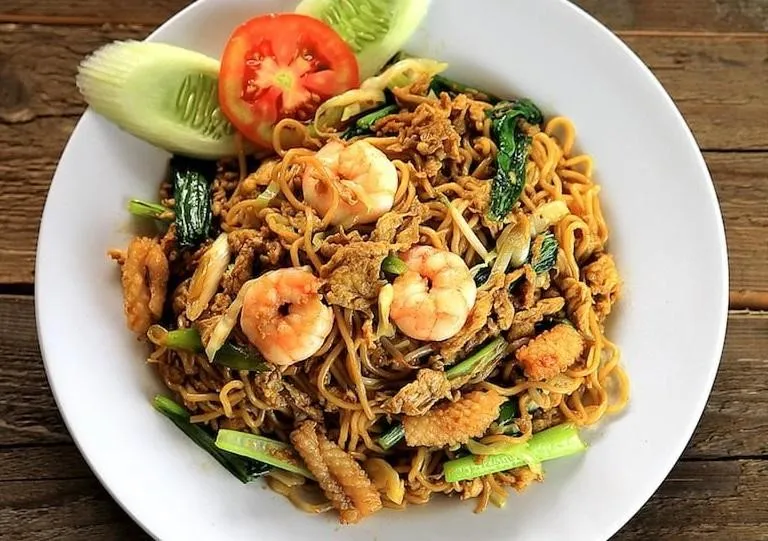 Mie Goreng Seafood, 1. Ikan Steam Hongkong, 2. Cumi Saus Telur Asin, 3. Kepiting Saus Butter Garlic, 4. Udang Bakar Madu Pedas, 5. Kerang Kampak Steam Bawang Putih, 6. Lobster BBQ with Cheese, 7. Nasi Goreng Seafood, 8. Mie Goreng Seafood, 9. Fuyunghai Kepiting, 10. Tazmania