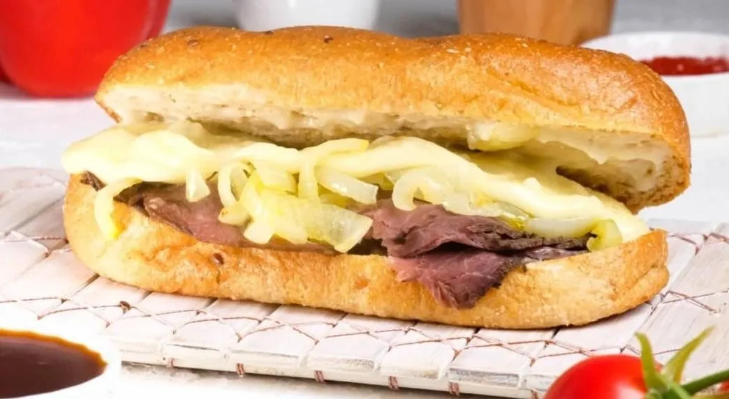 Philly Cheese Steak Sub, Jenis Sandwich di Raffael’s Sandwich, Menu Club Sandwich, Menu Sub Sandwich, Menu Sandwich