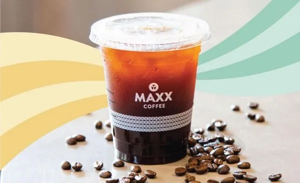 Iced Americano, 1. Cold Brew Black, 2. Iced Americano, 3. Latte Fredo, 4. Caffee Latte, 5. Signature Mocha Frappe, 6. Hanami Latte, 1. Lush Pink Dragon Fruit, 2. Sparkling Rose Tea, 3. Green Tea Latte, 4. Brew Hibiscus Tea, 5. Cookies & Cream Frappe