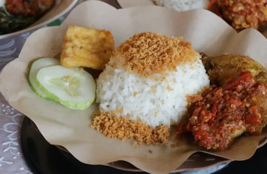 Ayam Kepruk