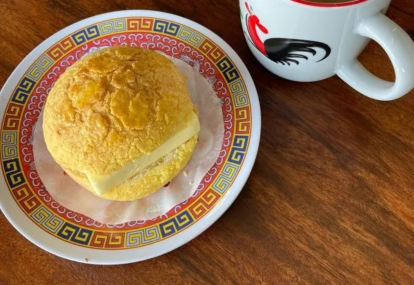 Bolo Bao Mentega, 1. Siomay, 2. Hakau Udang, 3. Pao Telur Asin, 4. Bakmi Sapi Haka, 5. Pangsit Udang Goreng, 6. Bolo Bao Mentega, 7. Lumpia Udang Kulit Tahu, 8. Mie Chili Oil, 9. Cheong Fan Medan, 10. Onde Telur Asin, 11. Cheung Fun Hong Kong Udang, 12. Stim Ceker