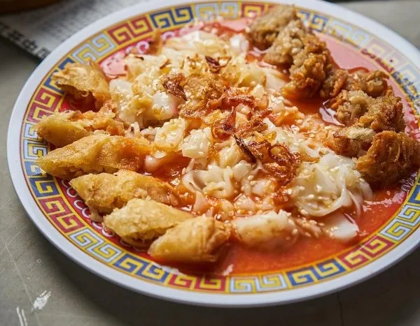 Cheong Fan Medan, 1. Siomay, 2. Hakau Udang, 3. Pao Telur Asin, 4. Bakmi Sapi Haka, 5. Pangsit Udang Goreng, 6. Bolo Bao Mentega, 7. Lumpia Udang Kulit Tahu, 8. Mie Chili Oil, 9. Cheong Fan Medan, 10. Onde Telur Asin, 11. Cheung Fun Hong Kong Udang, 12. Stim Ceker
