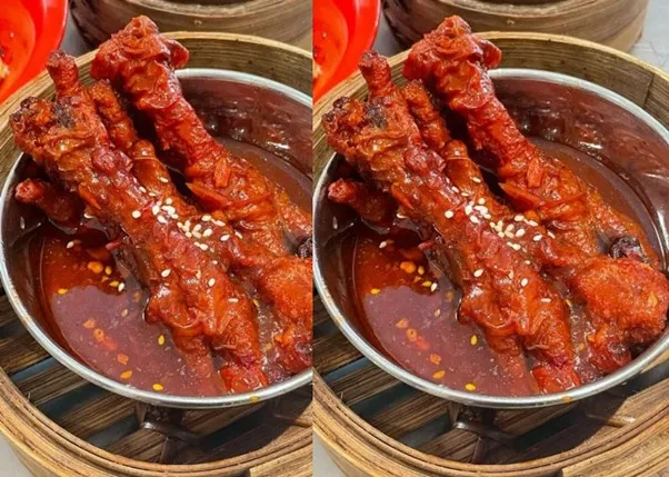 Stim Ceker, 1. Siomay, 2. Hakau Udang, 3. Pao Telur Asin, 4. Bakmi Sapi Haka, 5. Pangsit Udang Goreng, 6. Bolo Bao Mentega, 7. Lumpia Udang Kulit Tahu, 8. Mie Chili Oil, 9. Cheong Fan Medan, 10. Onde Telur Asin, 11. Cheung Fun Hong Kong Udang, 12. Stim Ceker