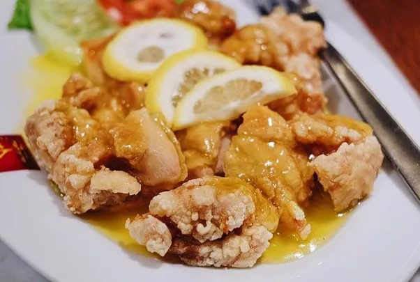 Deep Fried Chicken Cutlets with Lemon Sauce, Menu Signature Chicken dan Signature Chicken Rice, Menu Poultry, Menu Mie, Appetizer